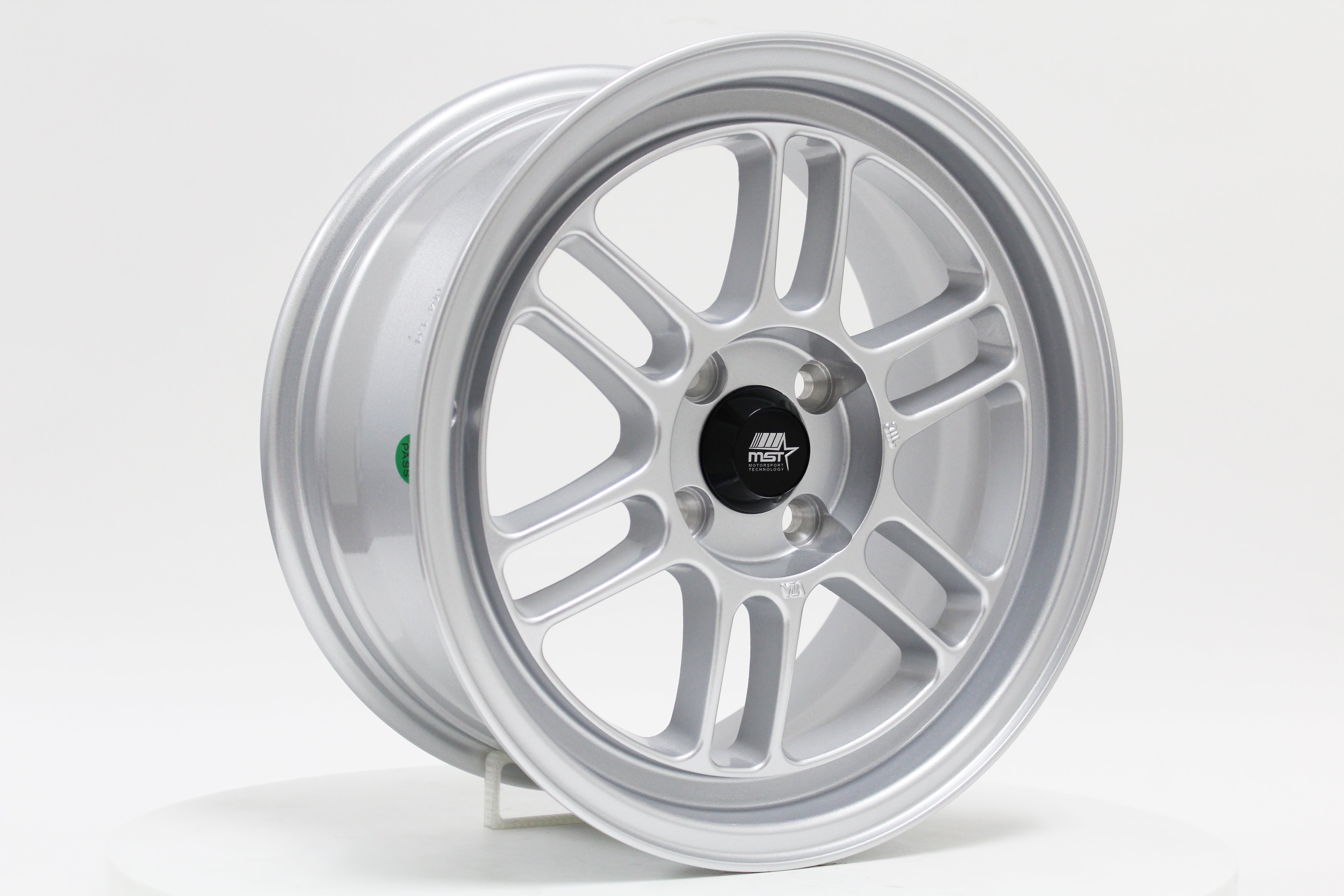 Suzuka Glossy Silver 15x7.0 4x100 Offset +33 | MST Wheels – MSTWheels