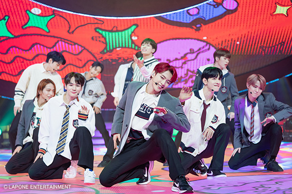 写真＆セットリスト】JO1 Live Streaming Concert『STARLIGHT DELUXE