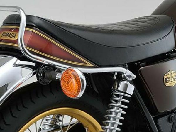 ヤマハ SR400 SR500 シート | モトパーツ(MOTO PARTS)