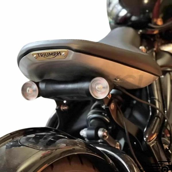 トライアンフ ボンネビル(Bonneville) ボバー |ライト ウインカー