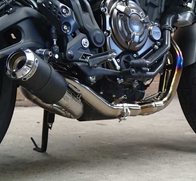 YZF-R7, MT-07, XSR700 14- チタン/カーボン フルエキゾーストマフラー