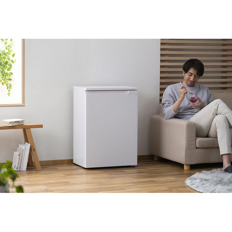 お取り寄せ商品】66L 奥行スリム冷凍庫 IUSN-7A-W ホワイト