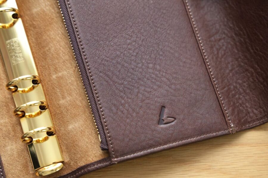 レビュー】土屋鞄の本革バイブル手帳を買いました。｜Mujireco