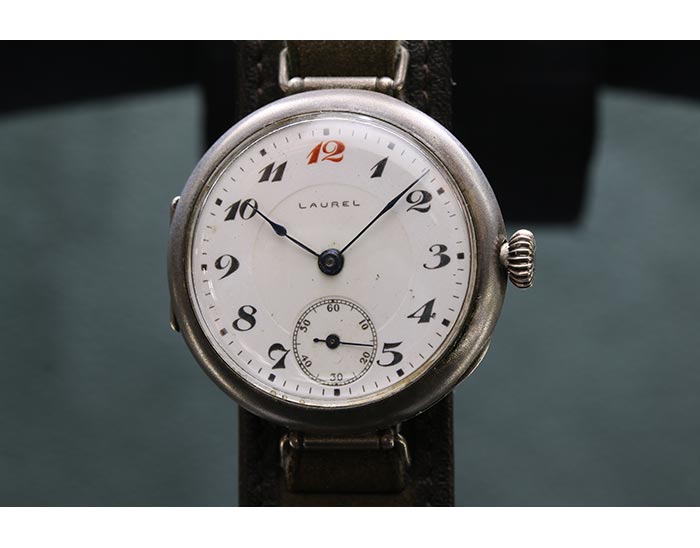 Japan's First Wristwatch, Laurel | Seiko Watches (Early Period