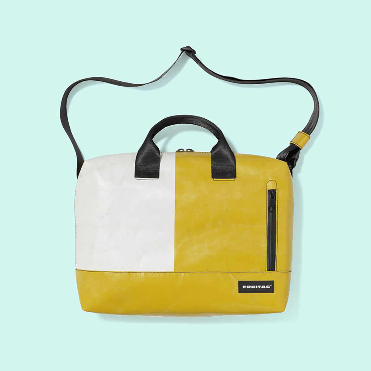 FREITAG F301 MOSS Laptop Bag – Red Dot Design Museum Singapore