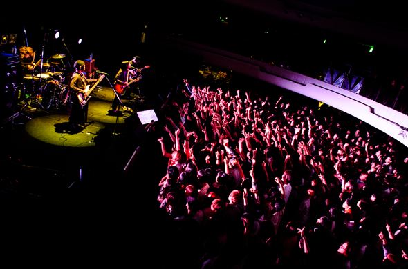 クリープハイプ、ソールドアウトとなった東京キネマ倶楽部2DAYSライブ