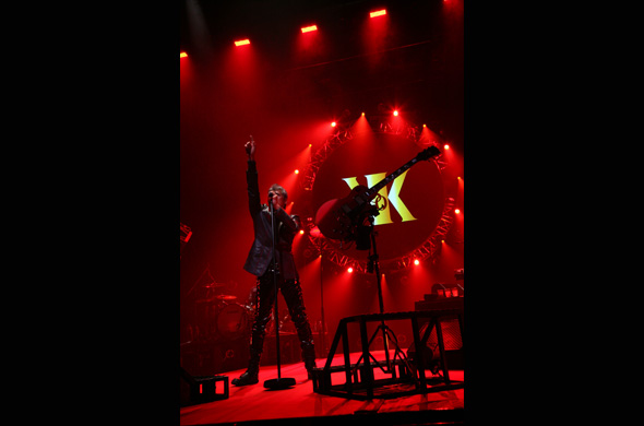 吉川晃司30周年ライヴ。2日間で49曲！！ | ライブレポート | Fanplus Music