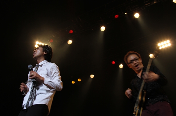 藤井フミヤ、FCツアーファイナル。4/17、Zepp Tokyo公演をレポ