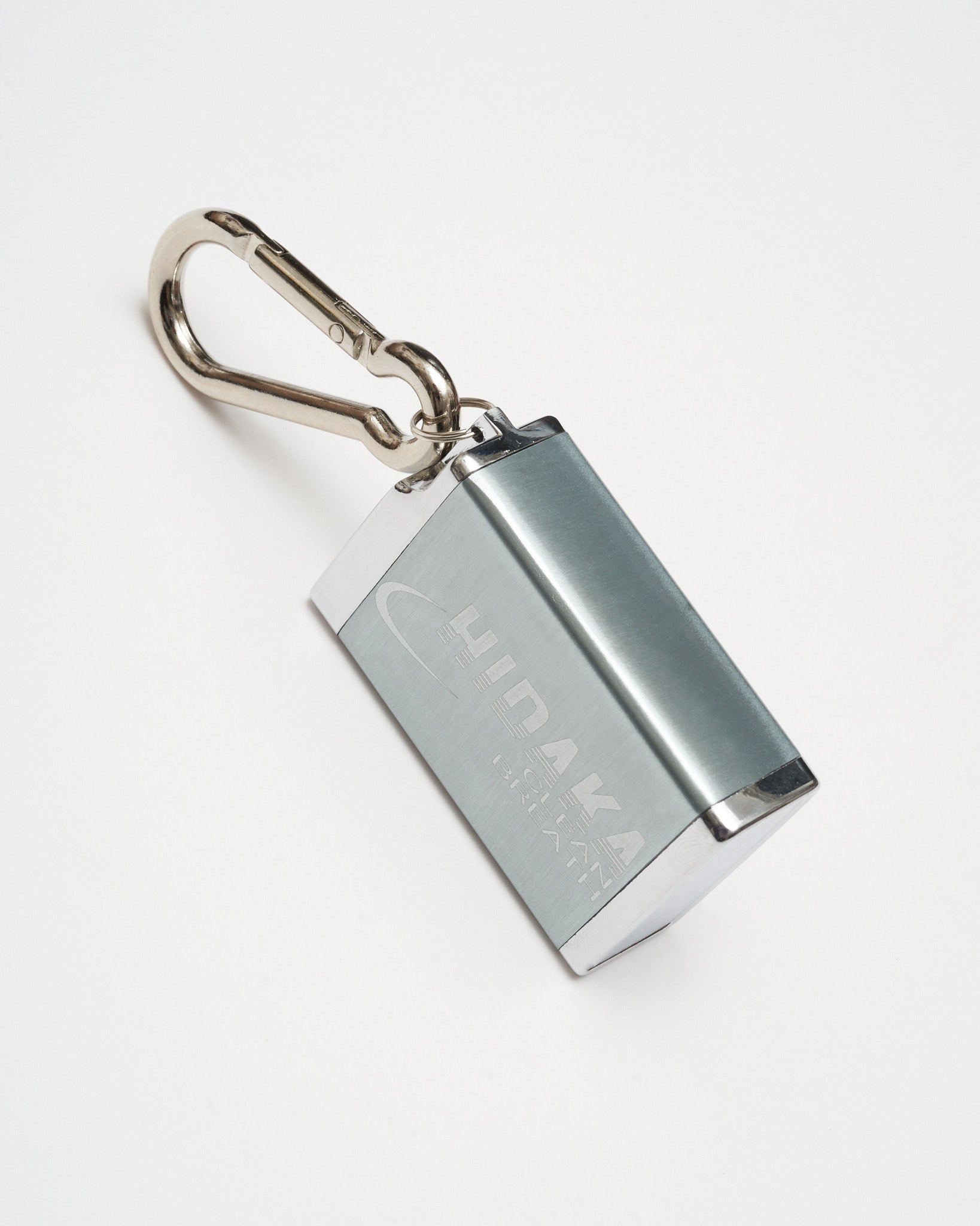 HIDAKA -【PORTABLE ASH TRAY - FRISK(SILVER)】ヒダカ 携帯灰皿