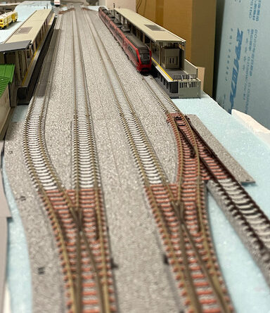 本線（メイン周回）レイアウト開通！ - 遅咲き鉄道模型の道