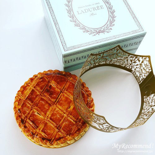 ラデュレのガレット・デ・ロワは箱や王冠までかわいい！