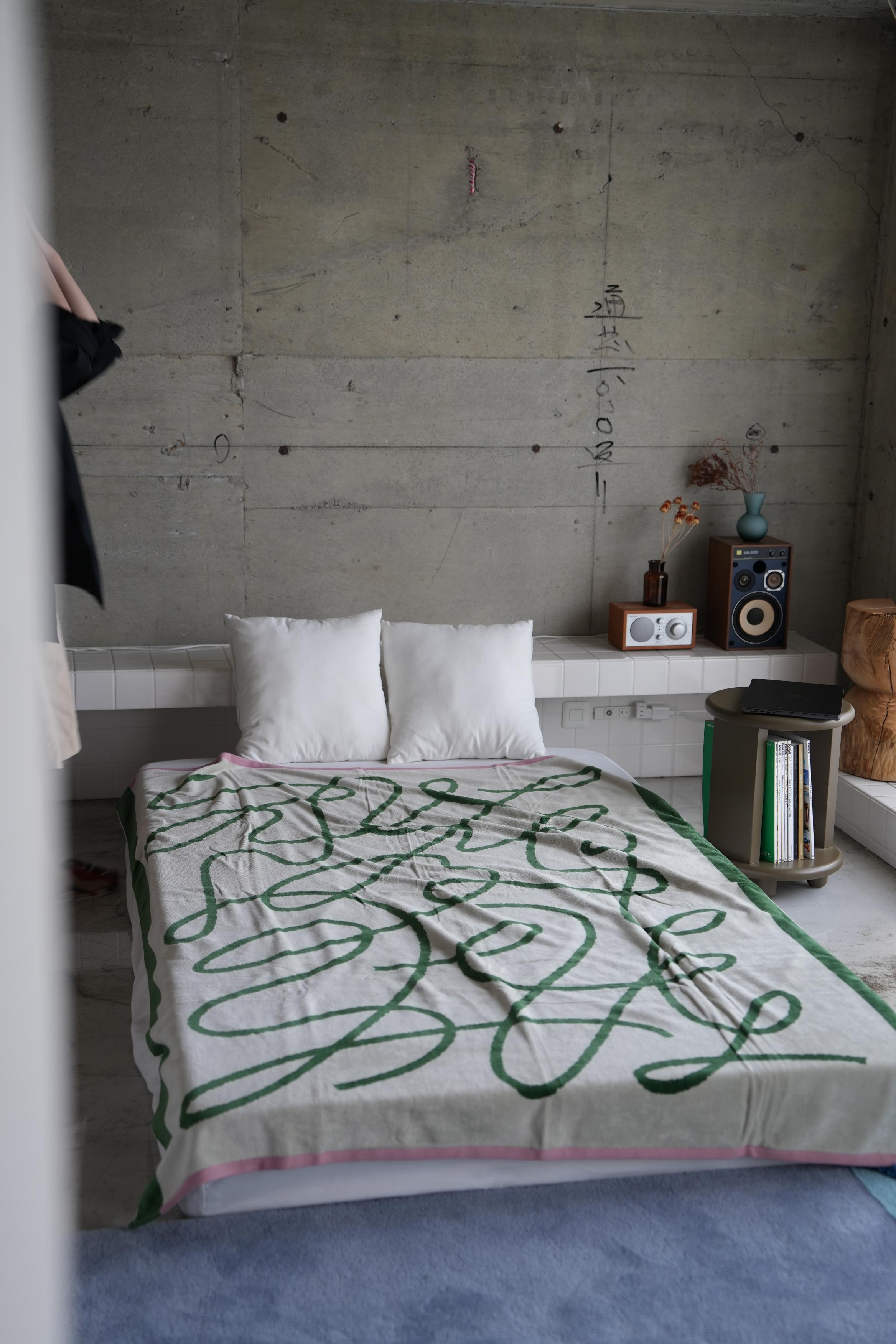 BED THROW BLANKET：Dance – MYTONE