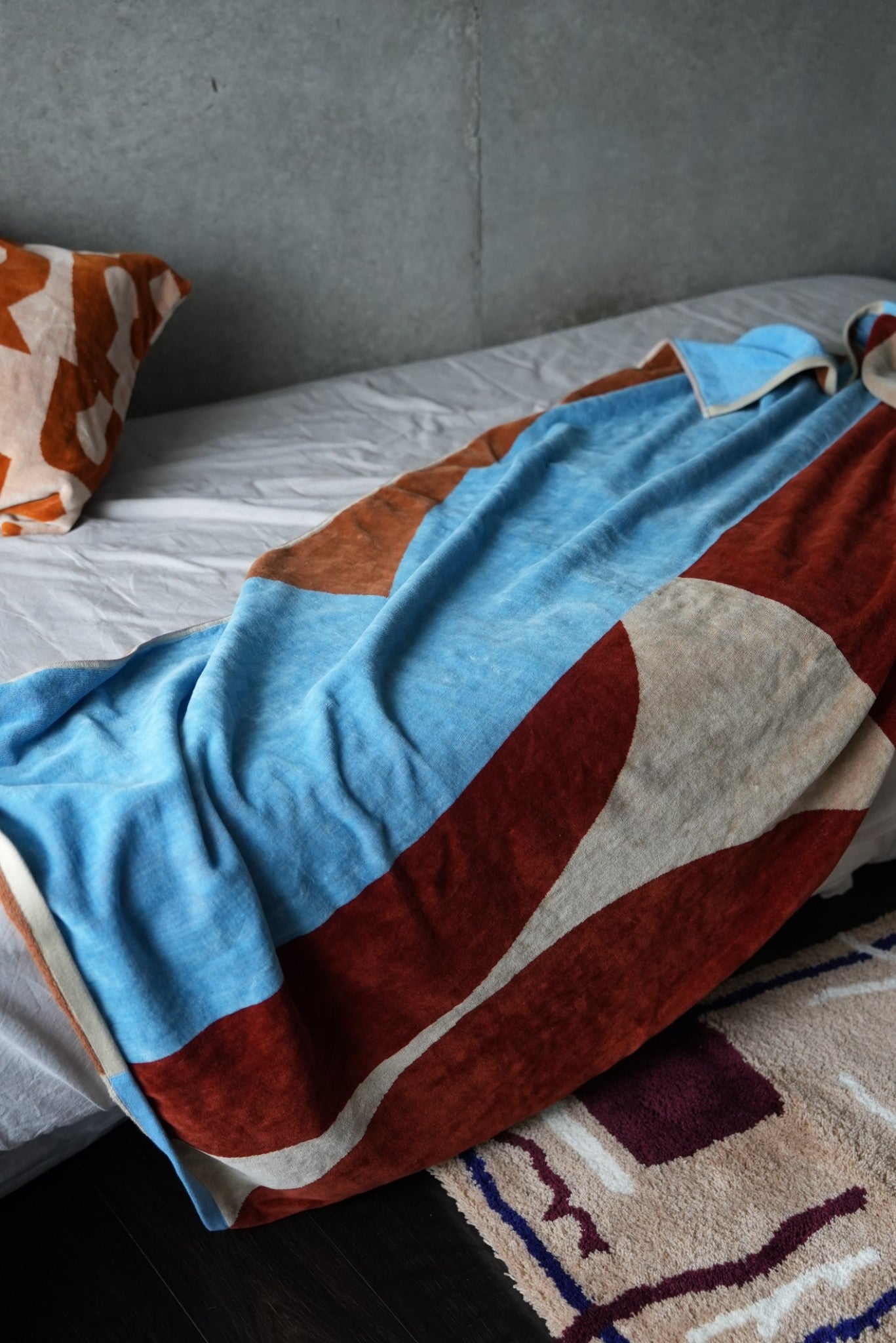 TOWEL BLANKET : Floating – MYTONE