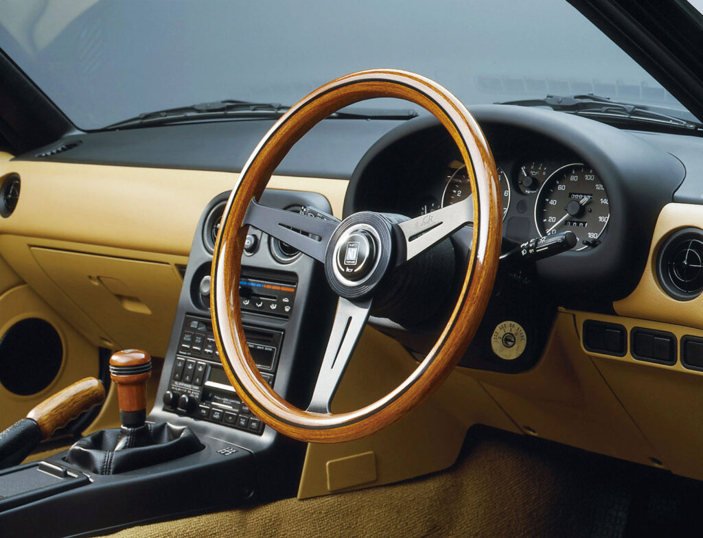 ロードスターの純正NARDI（ナルディ）パーツ - NBロードスターアーカイブ