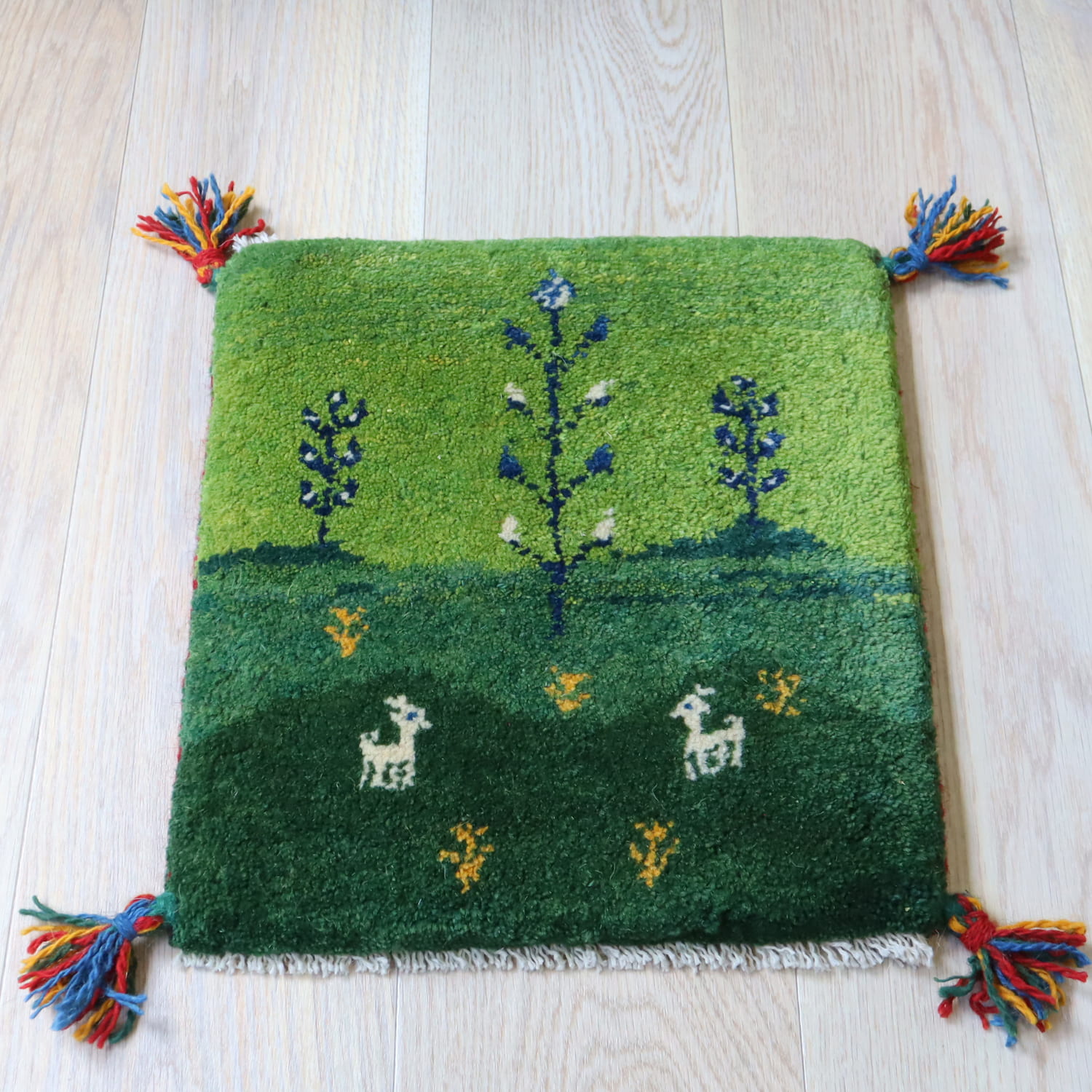 ペルシャ絨毯 ギャッベ 座布団 手織り イラン(65) ペルシャ絨毯