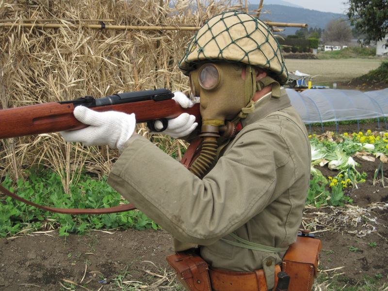 日本陸軍と同型の民間ガスマスク ～ 防空用防毒面・団用一号甲型 (実物