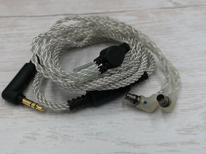 レビュー】JH Audio ROXANNE AION | 多ドライバのパイオニア！ 超濃密