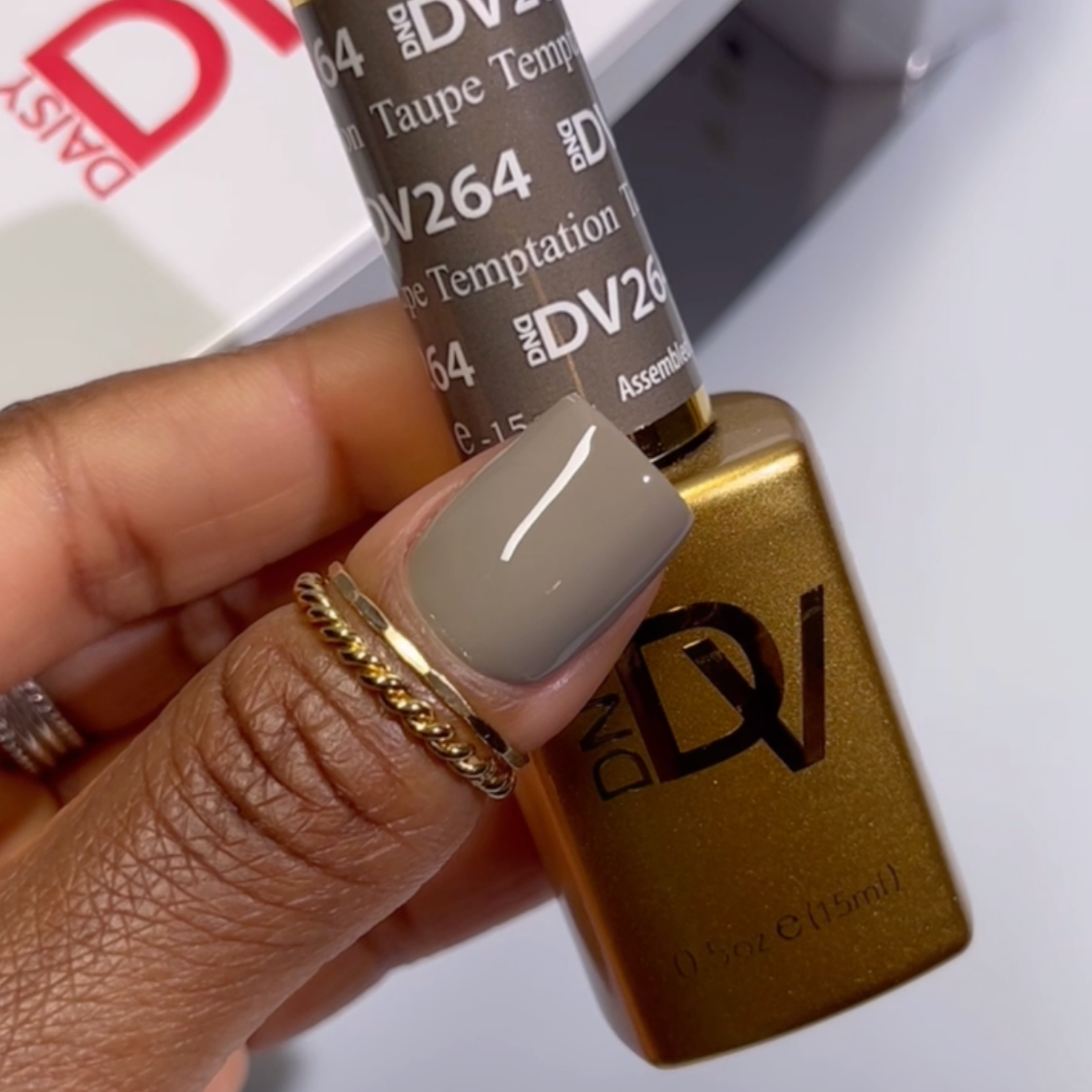 264 Taupe Temptation Gel & Polish Diva Duo by DND