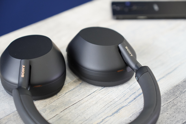 ノイキャン最強ヘッドホンが3,300円値下げ！ソニー ワイヤレスノイズ