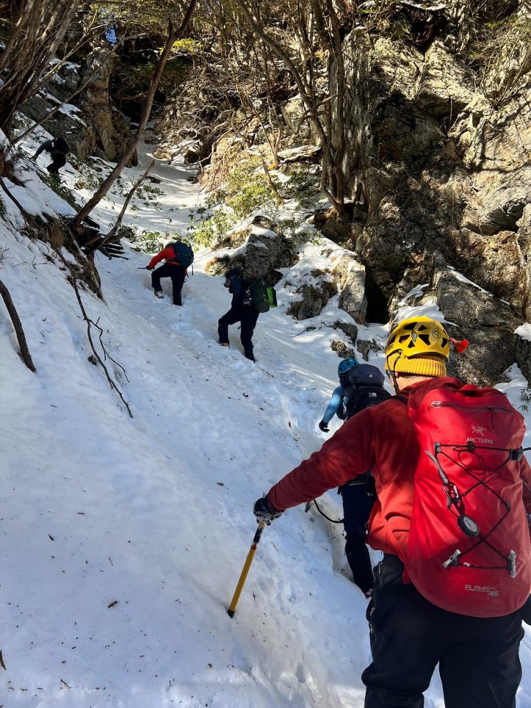 奈良山岳会 Nara Alpine Club | 奈良山岳会は昭和8年（1933年）に