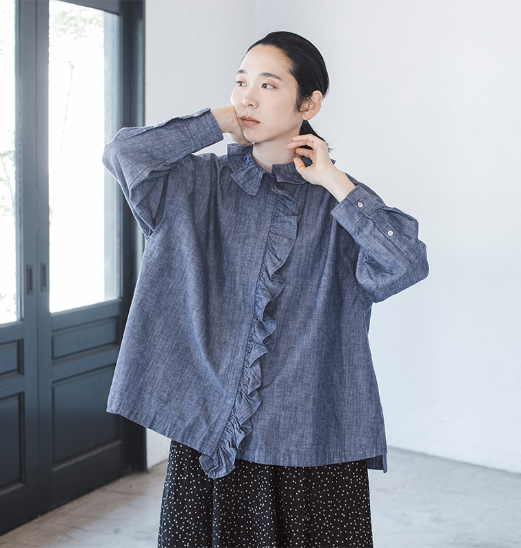 立体感と女性らしいを引き立てる【 ichi 】大人のフリルシャツ 美品