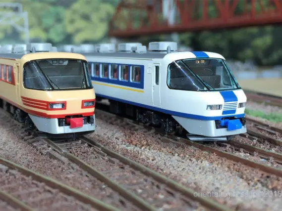 あおさぎこと、485系しらさぎ新塗装セットAが入線しました。TOMIX