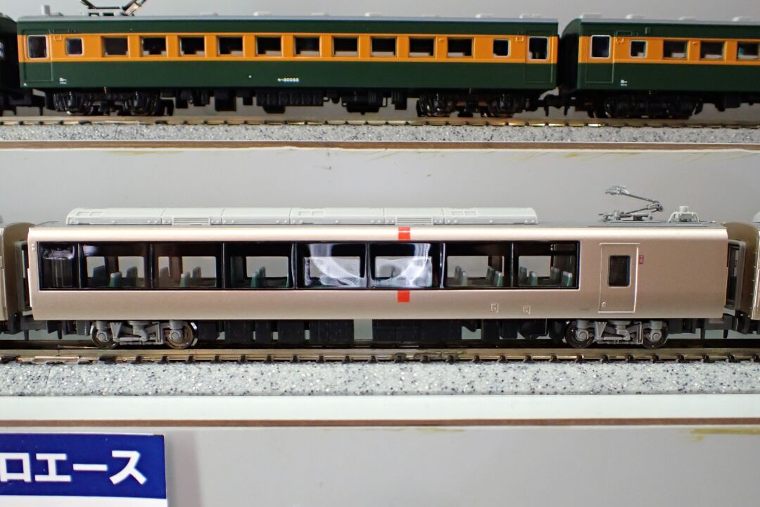 MA 小田急30000形 EXE 登場時 新宿方 4両セット 品番：A6591 MICROACE