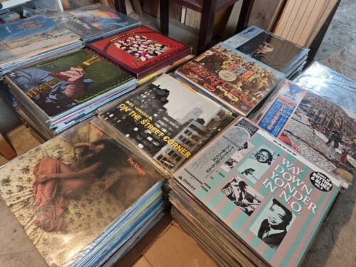 出張買取】ジャズ・ロック・POPSなど約1,000枚！ - レコードの買取専門