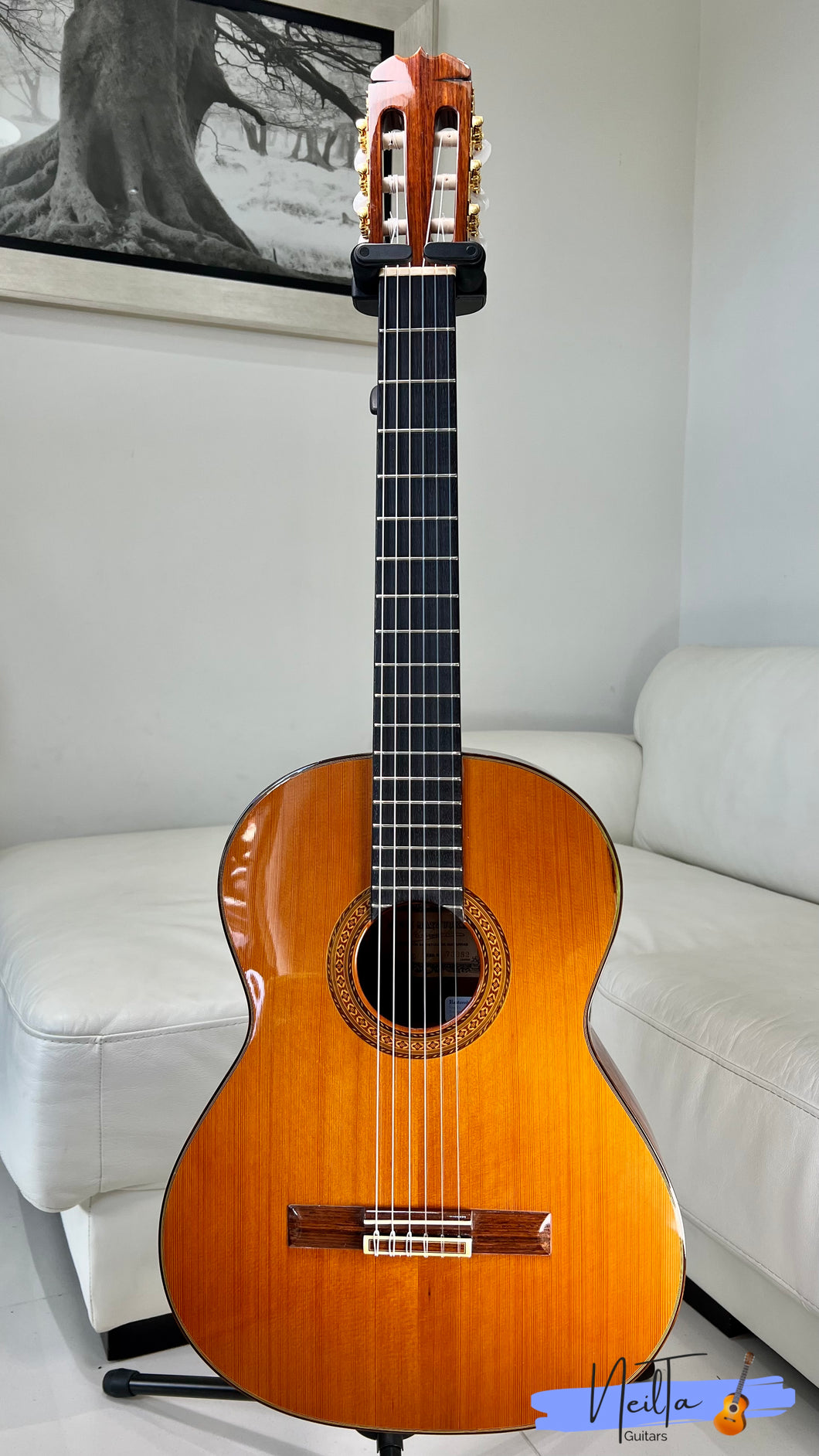 Ryoji Matsuoka M40 (1981) Handmade Classical Guitar – Neil Ta Music