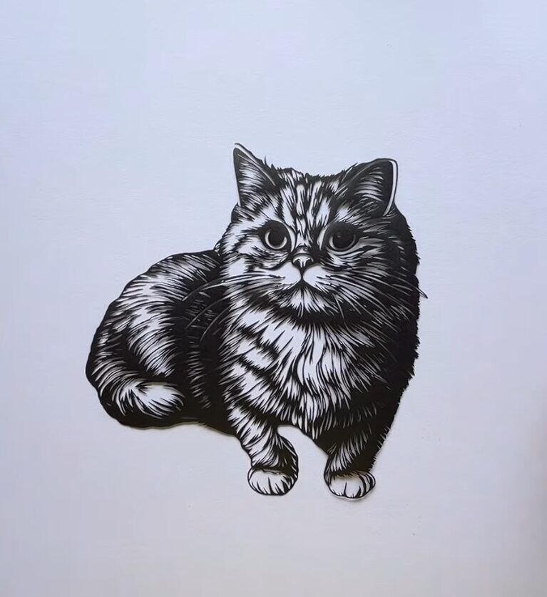 50時間越えの”猫作品”も！一度見たら忘れられない「繊細すぎる切り絵