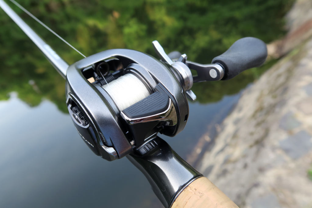 シマノ「22バンタム HG」インプレ・レビュー！前作の欠点を解消し飛