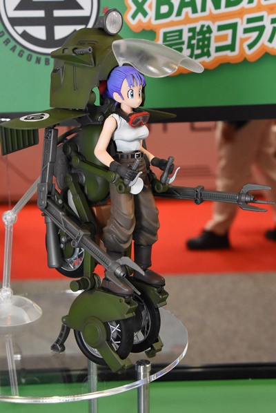 ドラゴンボール』ブルマがあのバイクと変形合体!? 最新プラモデル公開
