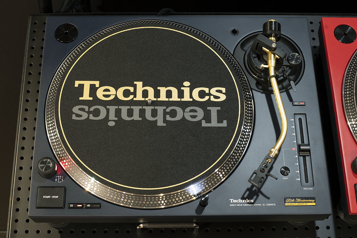 テクニクス、限定7色カラバリのDJターンテーブル「SL-1200M7L」 | マイ