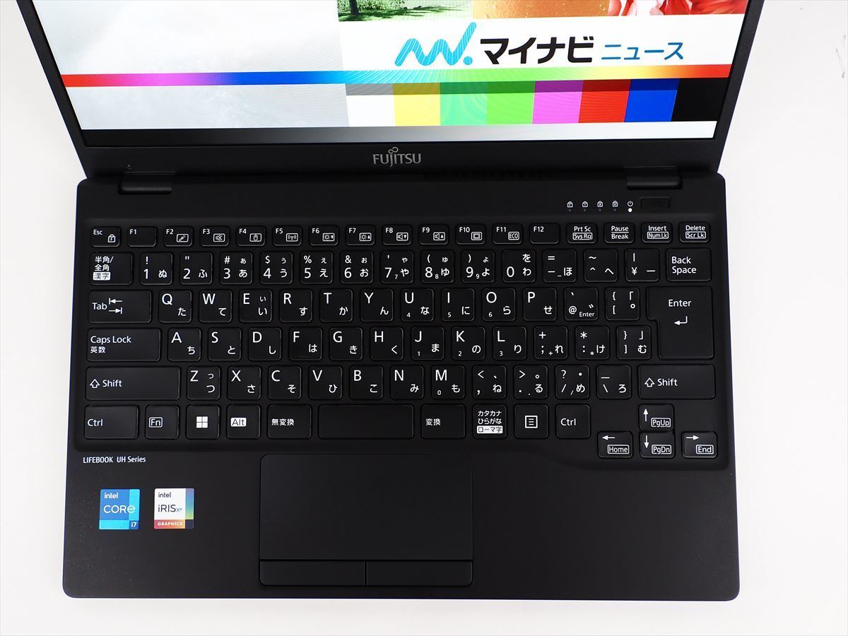 富士通の超軽量ノートPC「LIFEBOOK UH-X/G2」レビュー - 600g台なのに