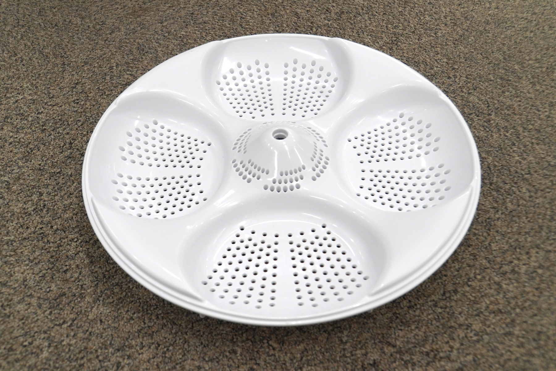 2段シャワーで洗いムラ低減！ 日立の最新タテ型洗濯機「ビート