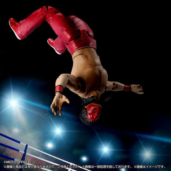 グレート・ムタ』毒霧噴射ギミック付きのアクションフィギュアが発売