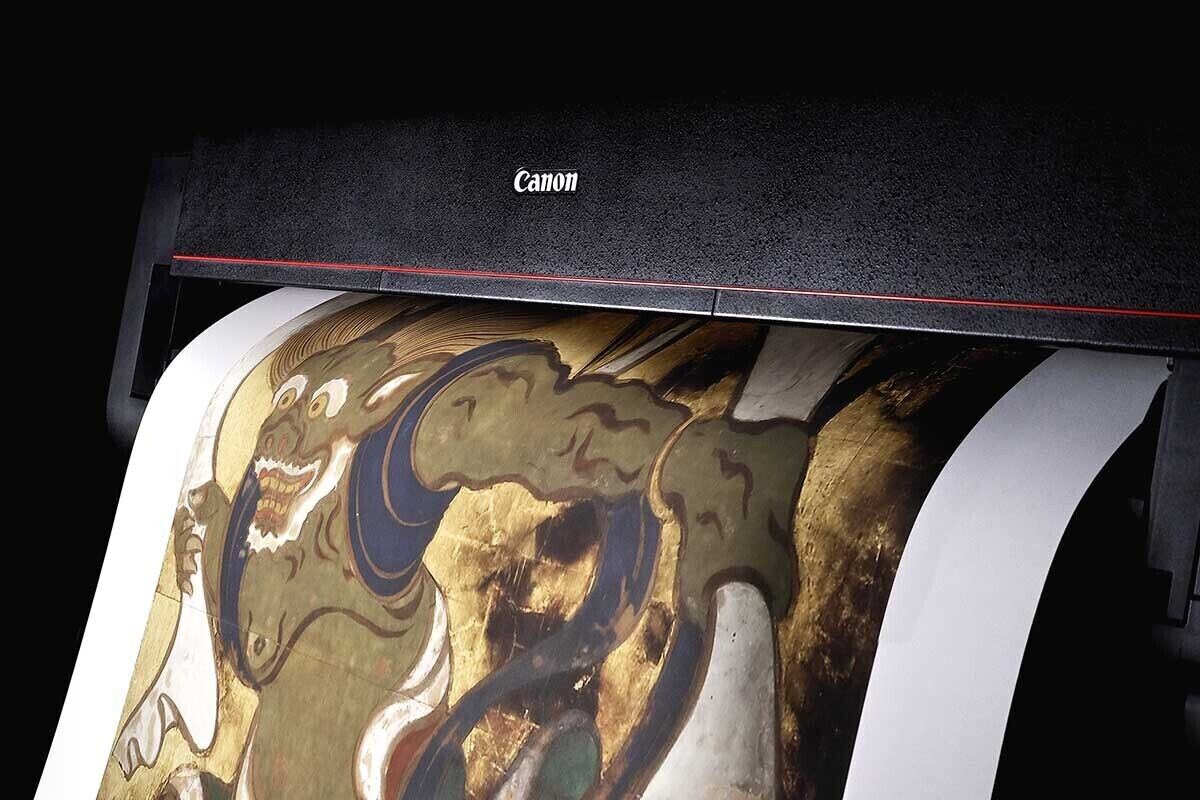 狩野派の2組の襖絵が約150年ぶりに再会 キヤノンが「秋冬花鳥図」を高