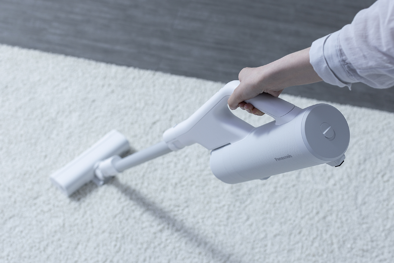 クリーンドック搭載セパレート型コードレススティック掃除機3機種を