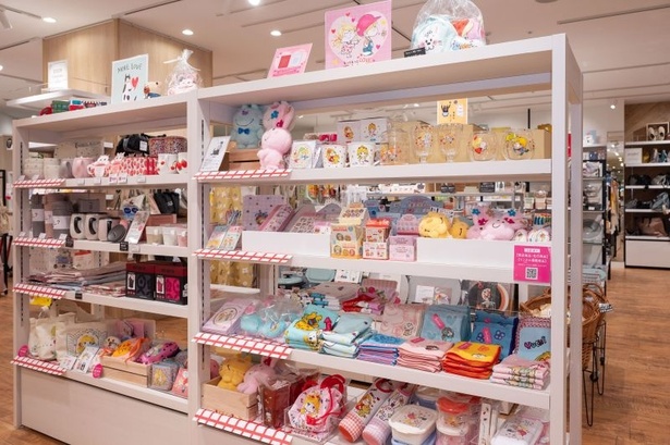 もっともっとLOVE 亜土ちゃん」が「ワンズテラス」で開催中