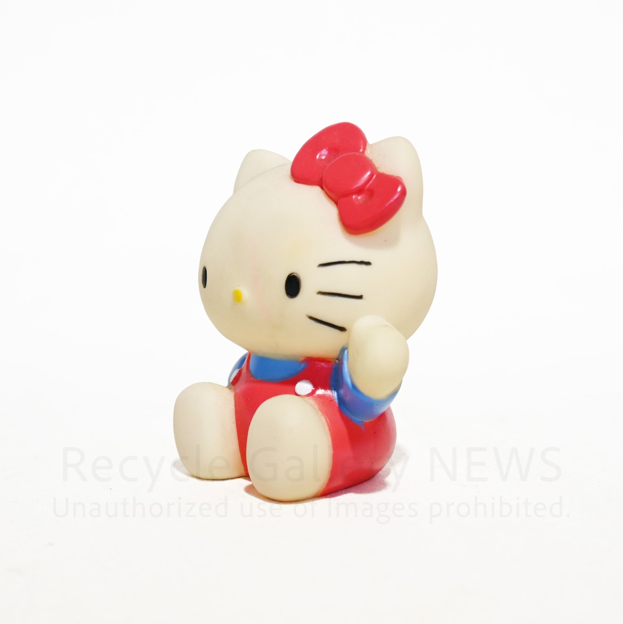 Hello Kitty Soft Vinyl Mascot 1993 Vintage Rare / ハローキティ