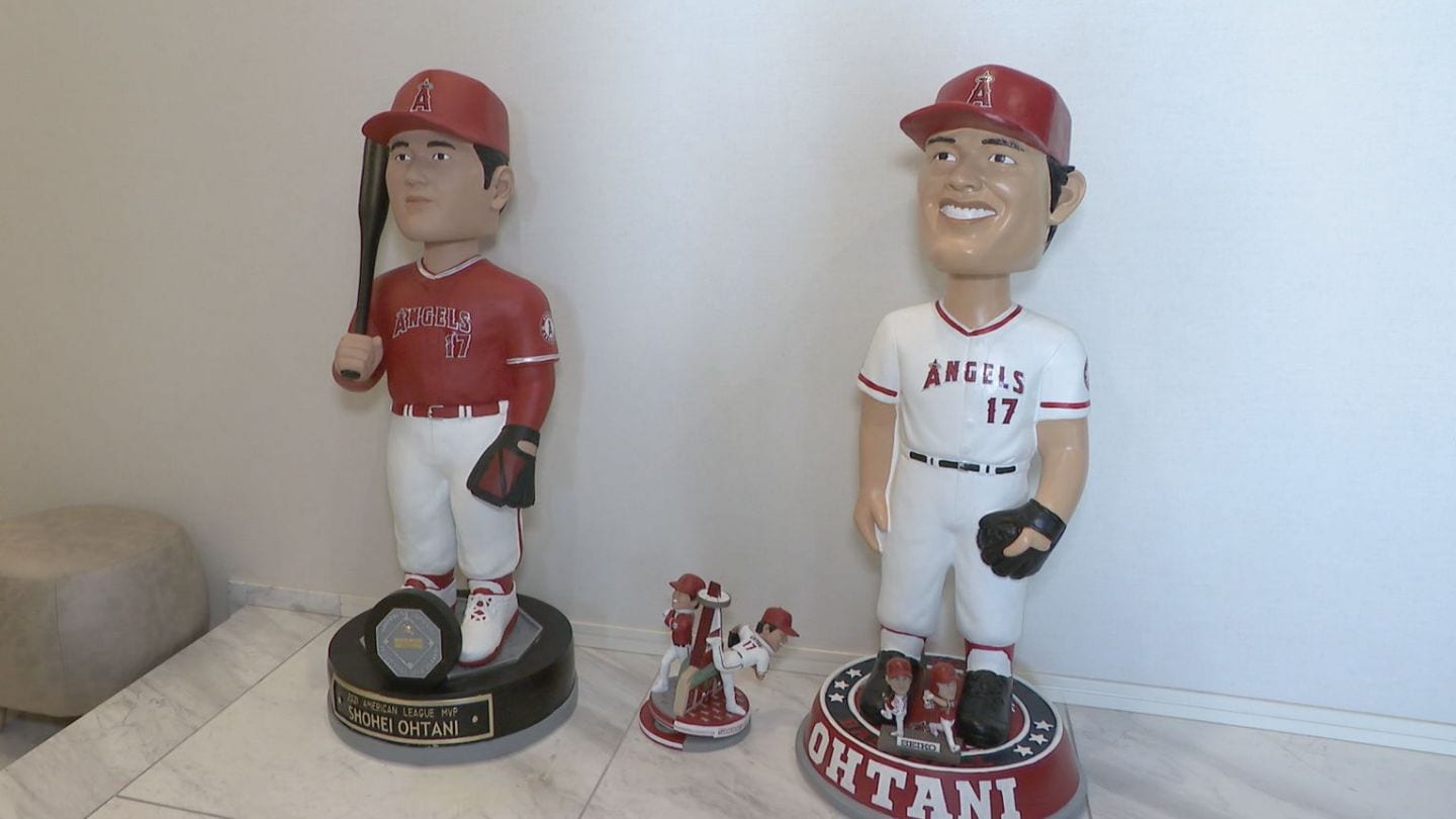 世界で24体しかない！エンゼルス大谷翔平選手の“巨大ボブルヘッド人形