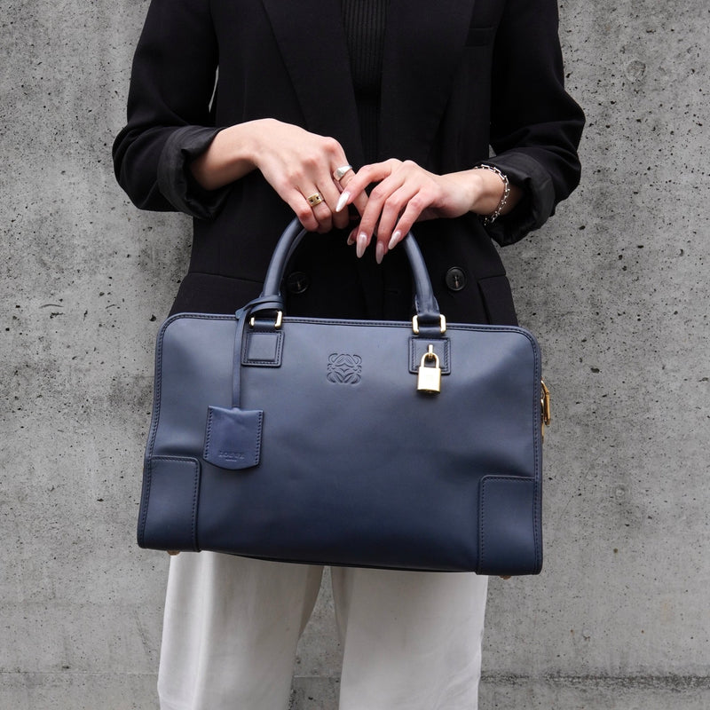 ロエベ アマソナ36 アナグラム レザー ハンドバッグ ネイビー