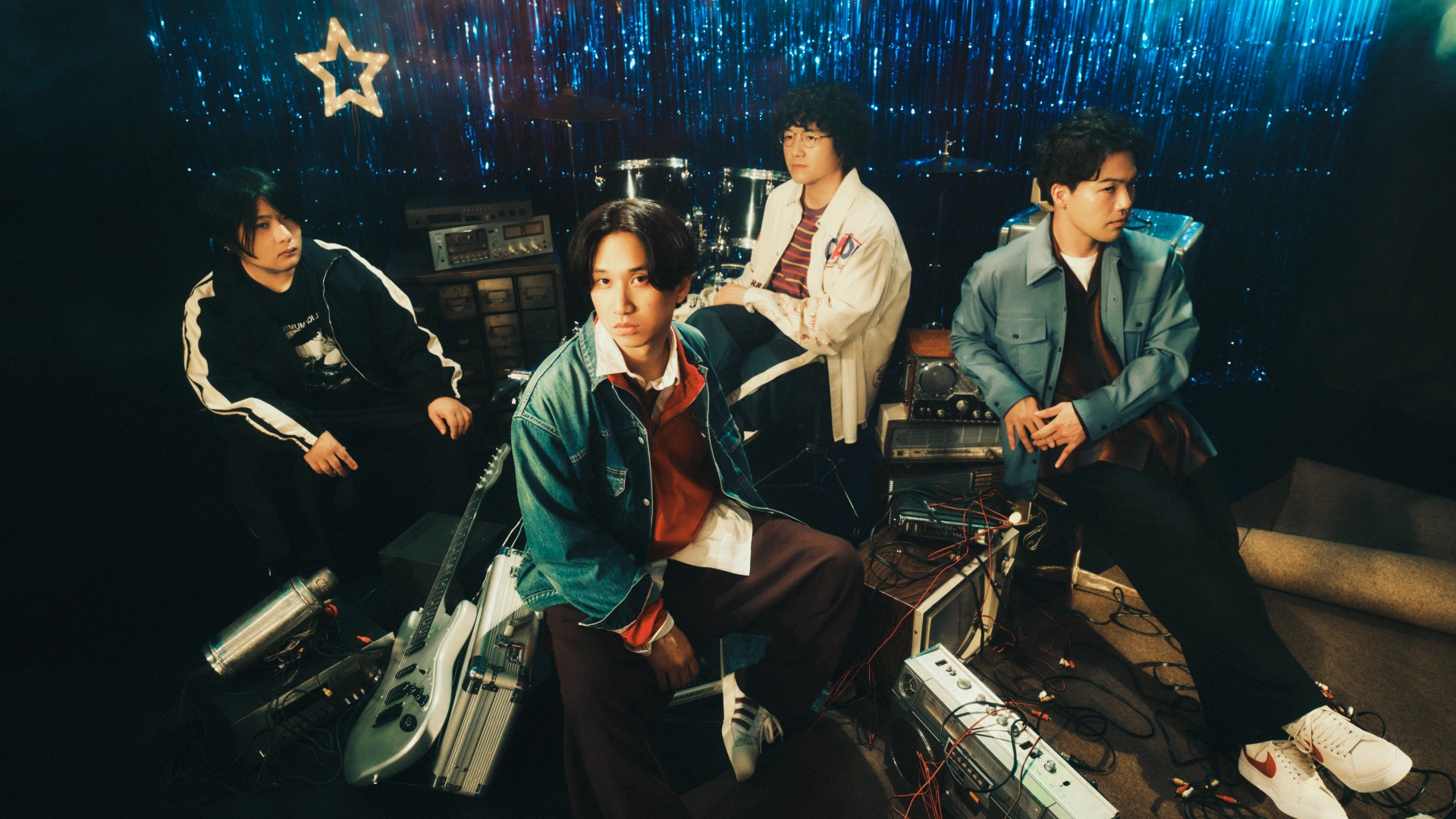 マカロニえんぴつ3rdアルバム『physical mind』リリース決定、ビル