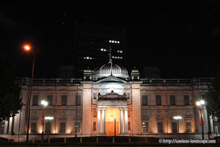 日本銀行大阪支店のライトアップ情報（大阪府大阪市北区） | 使い道の