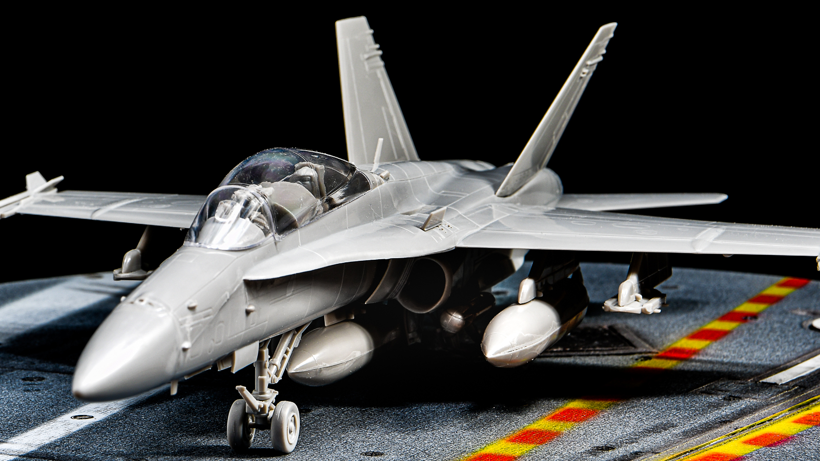 ハセガワ1/72飛行機模型ピックアップ! ネオクラシックプラモの魅力