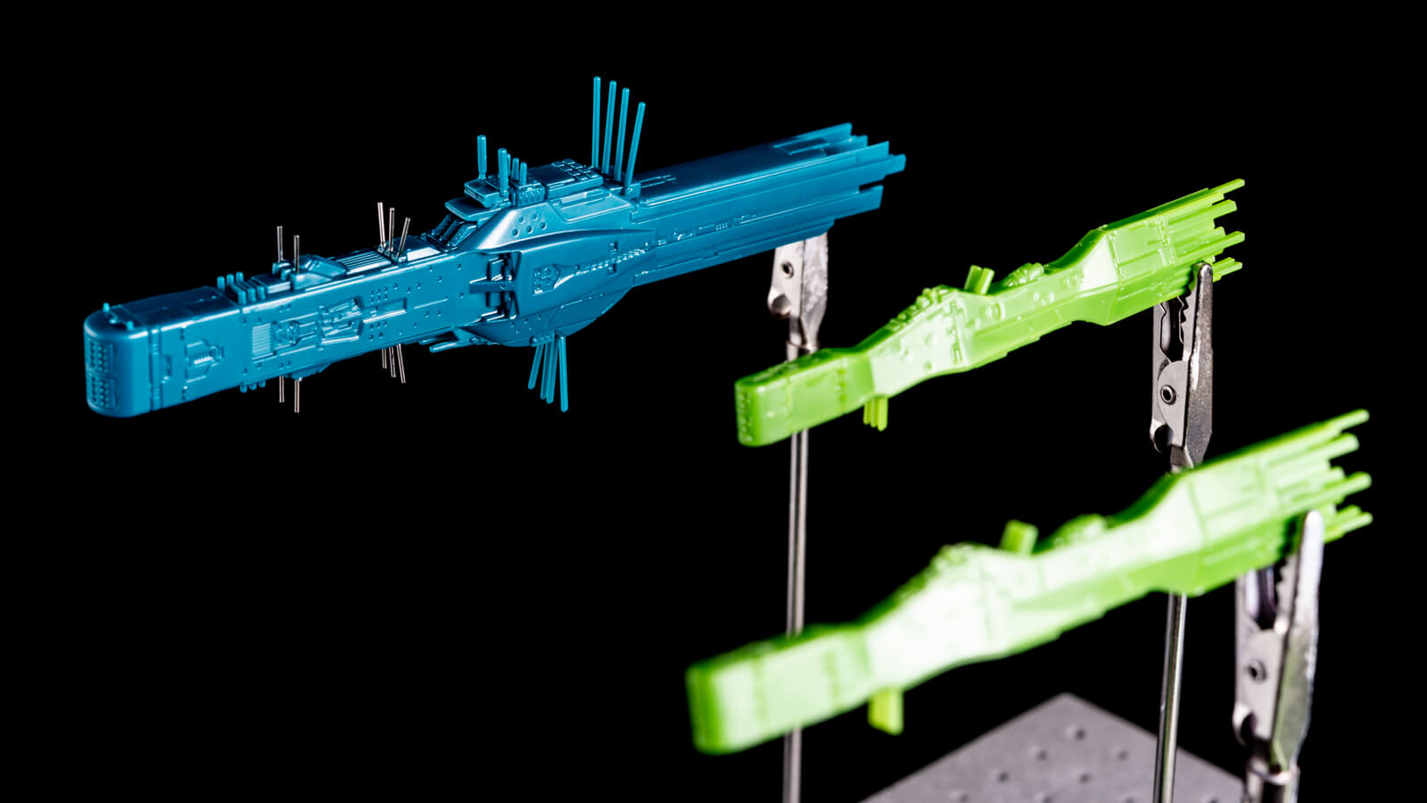 組んで、並べて、浮かべて楽しい宇宙戦艦×3のプラモデル／HMA 銀河英雄