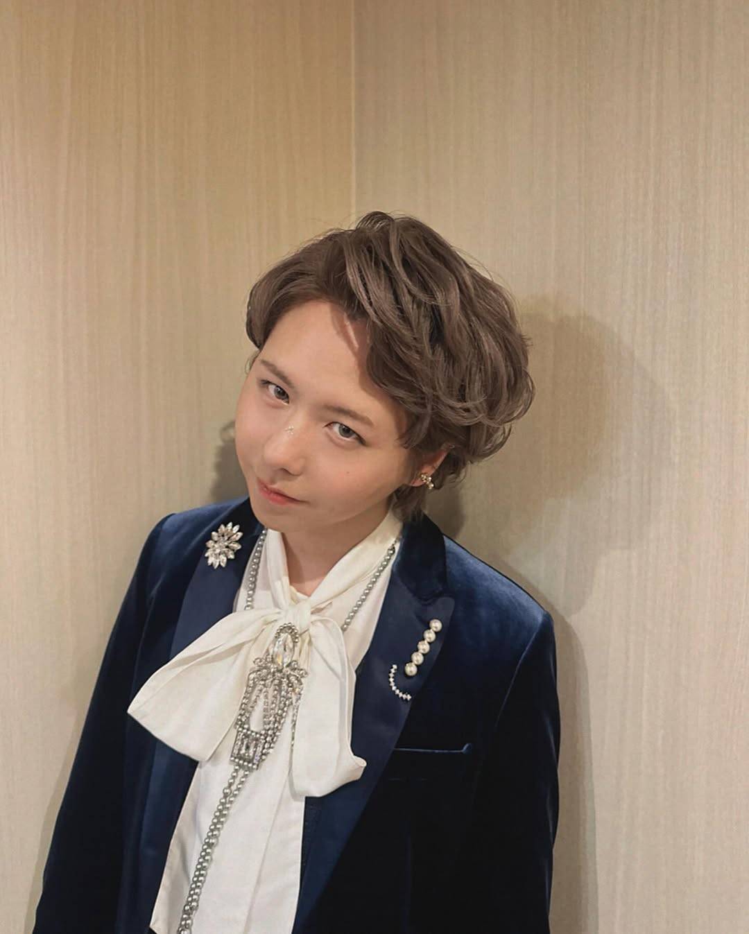 どこかの国の王子様？」Mrs. GREEN APPLE藤澤涼架、〝冬のキラキラ王子