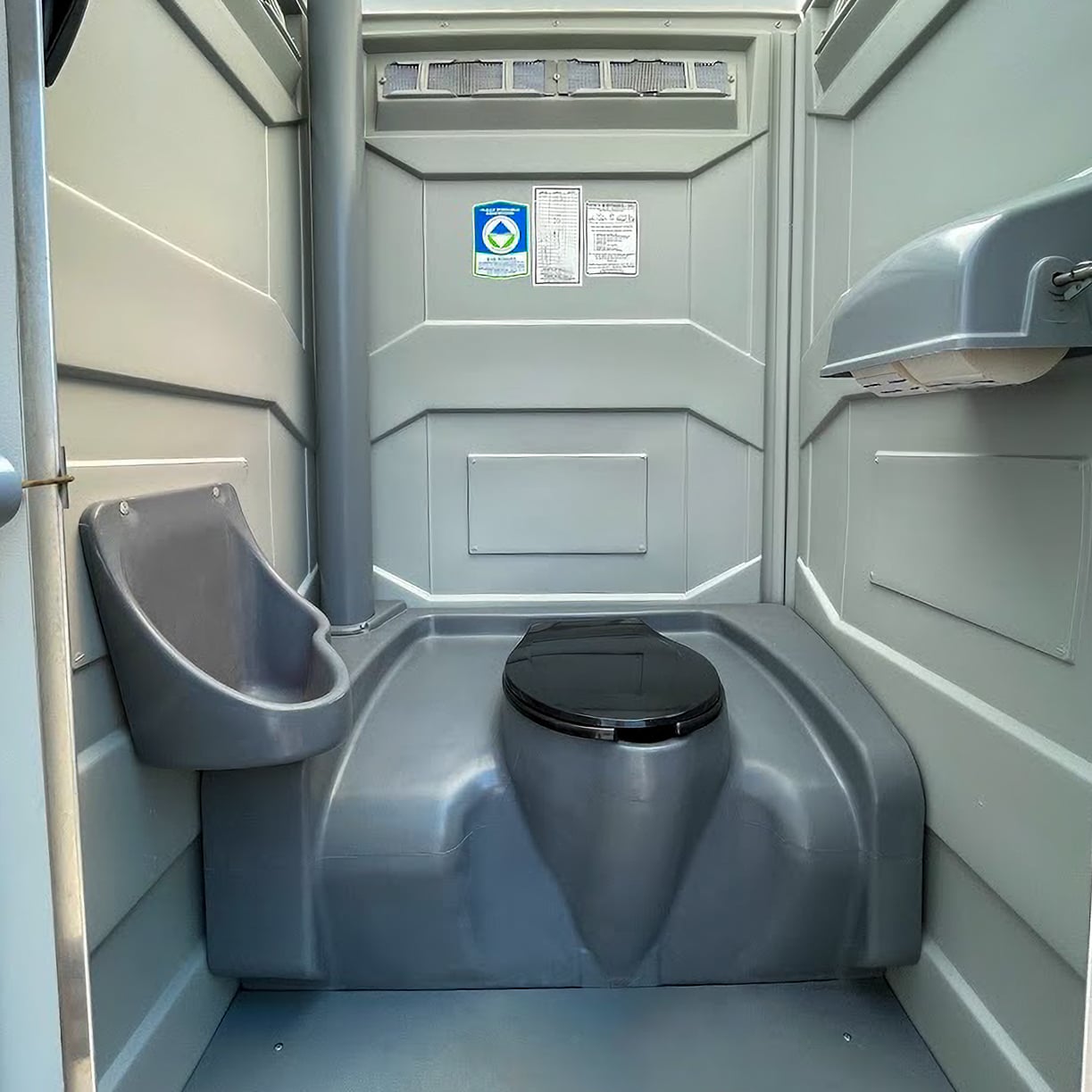 U-Tow Portable Restrooms - Nisly Brothers