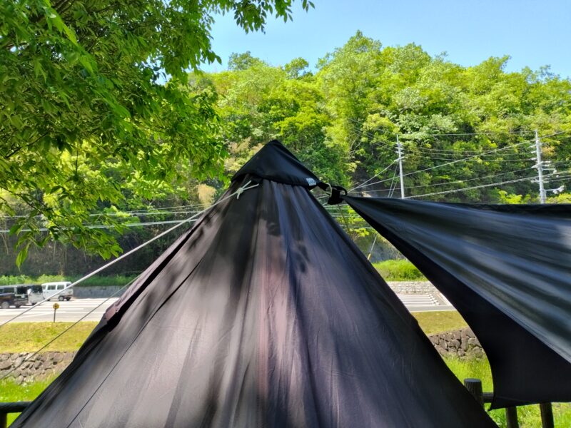 トンガリハットを使ってDOD「ワンポールテント」といつかのタープを