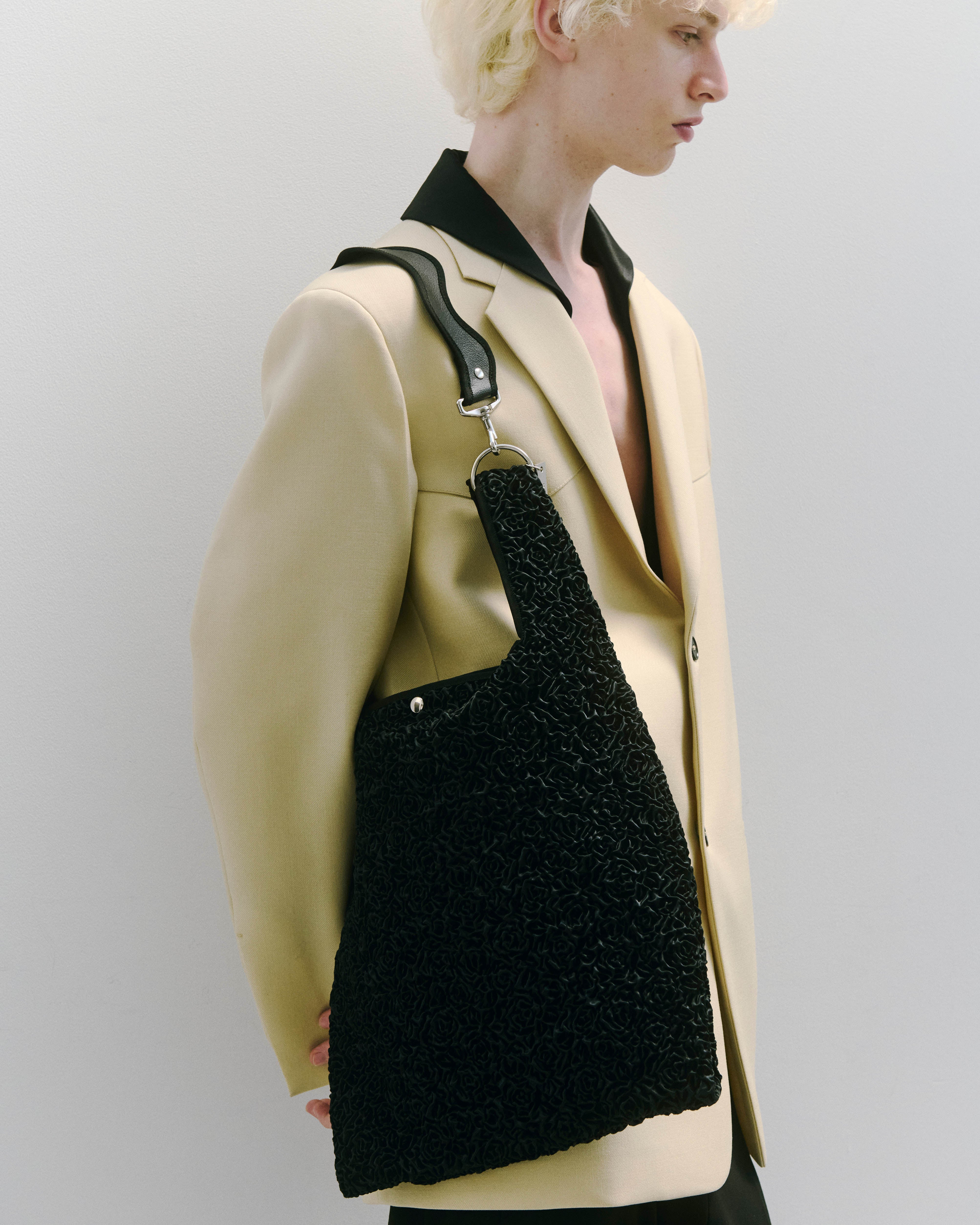 jeudi soir / black shirring – nori enomoto